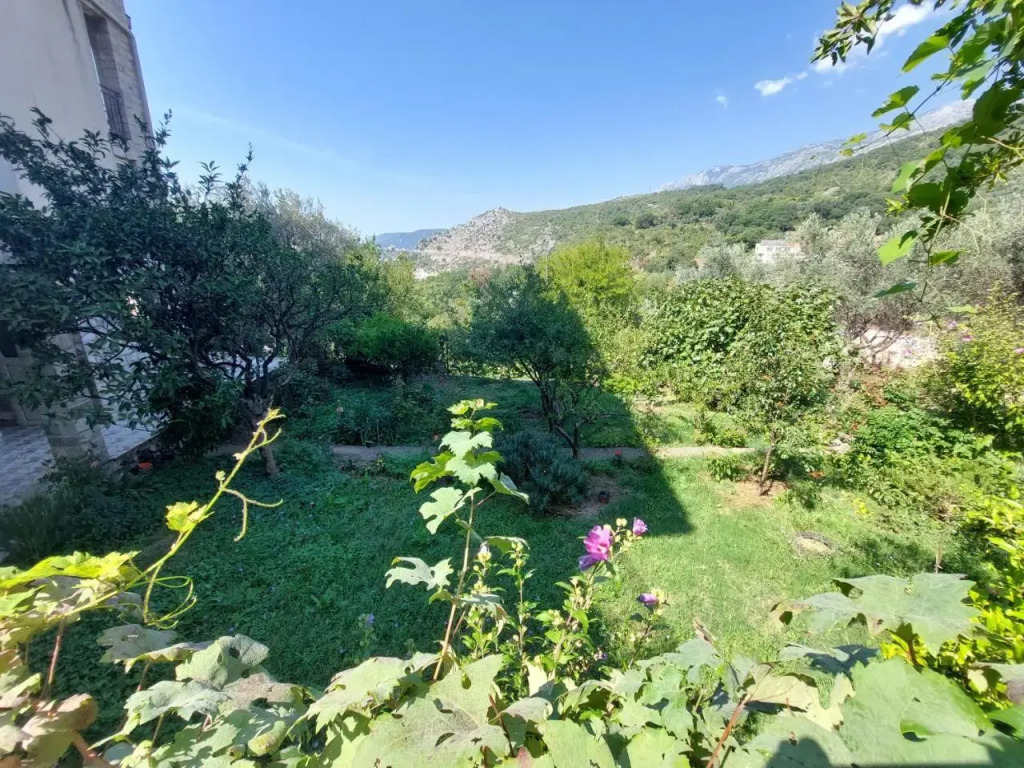 Vala Apartments