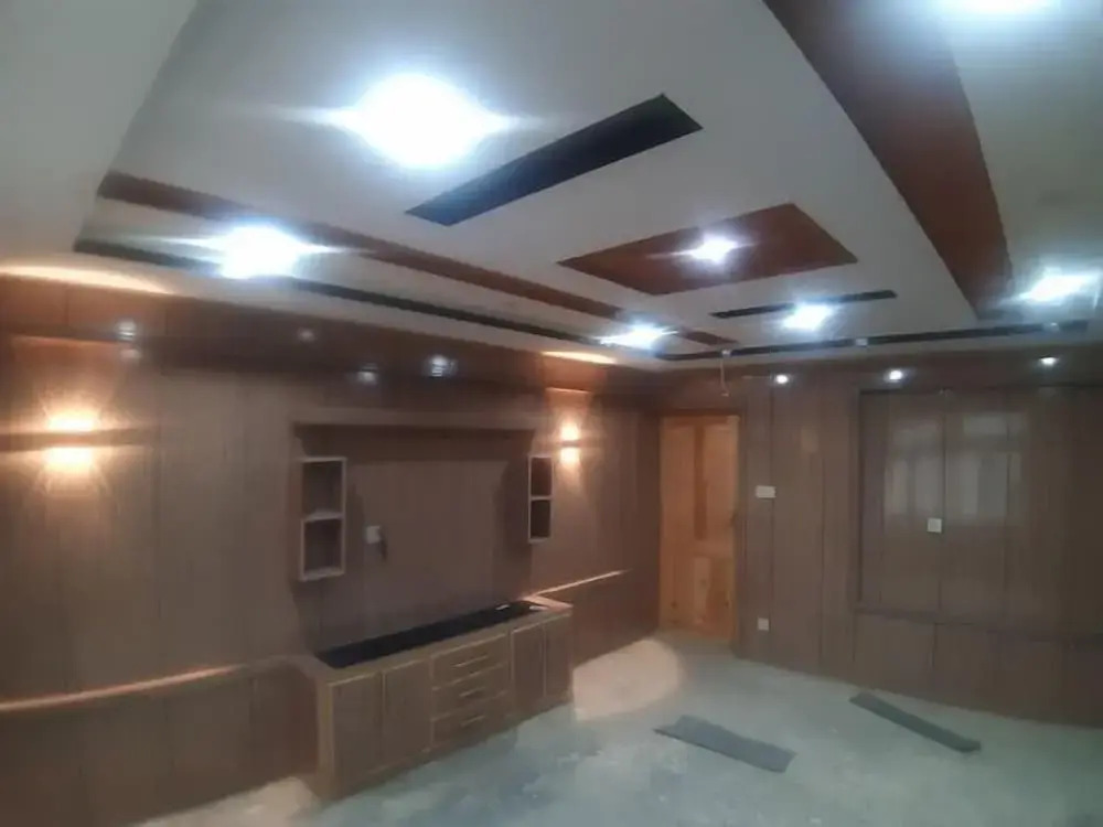 Markhor Hotel