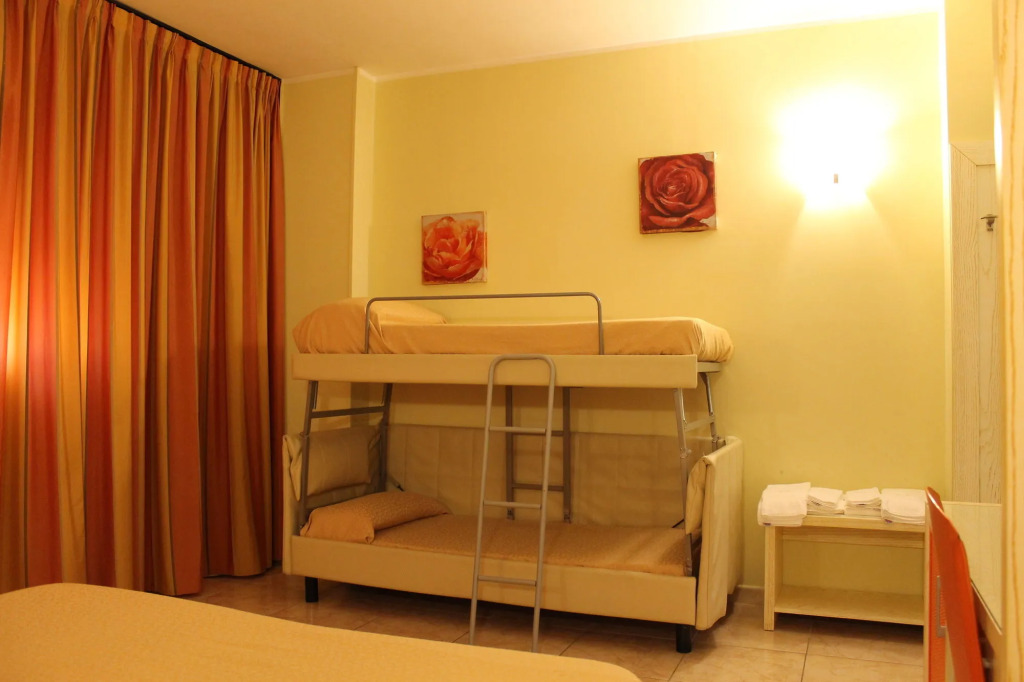 Hotel Cristal Eboli