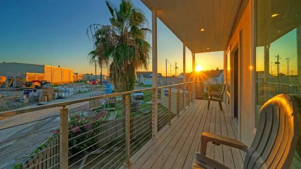 Modern Coastal Home w/ Balcony, Views, Firepit & Prime Port A Location Casa Blanca by Avantstay