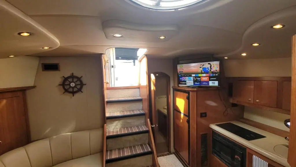 Yachta Yachta Yachta on the wata island and cruise rental