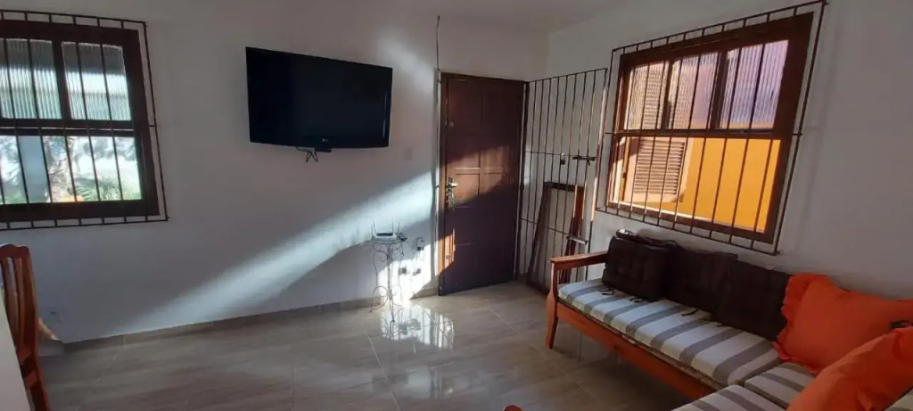 Casa Coral em Saquarema