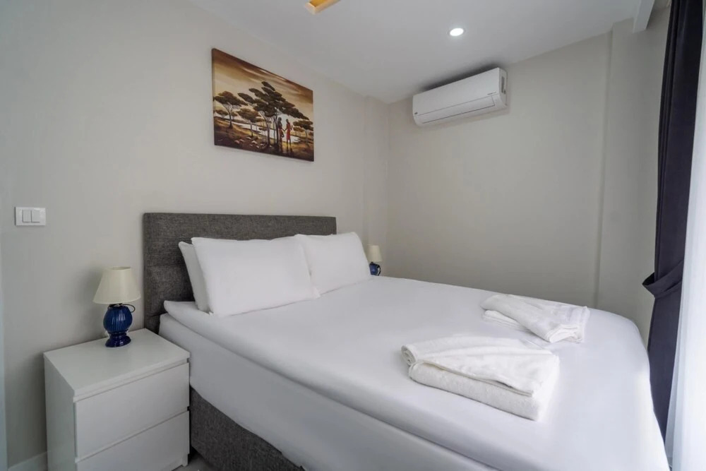 Apartment With Balcony Close to Beach in Muratpasa