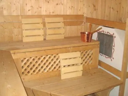 Hotel Alaska