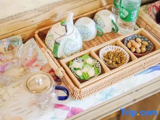 Hemu Huaxigu Vacation Apartment
