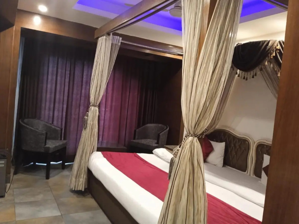 Hotel Himshri Mussoorie by Travellers Den
