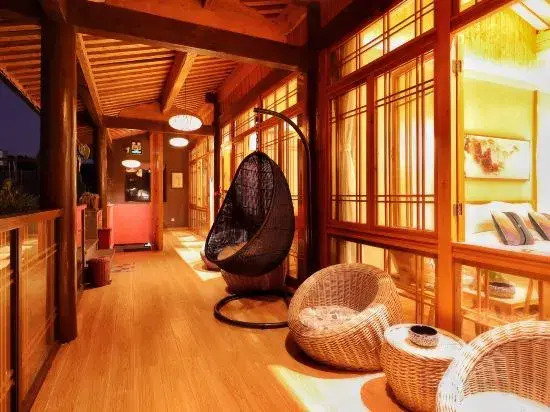 Floral Hotel·Shanju Qiuyi Hotel（heshunguzhen）