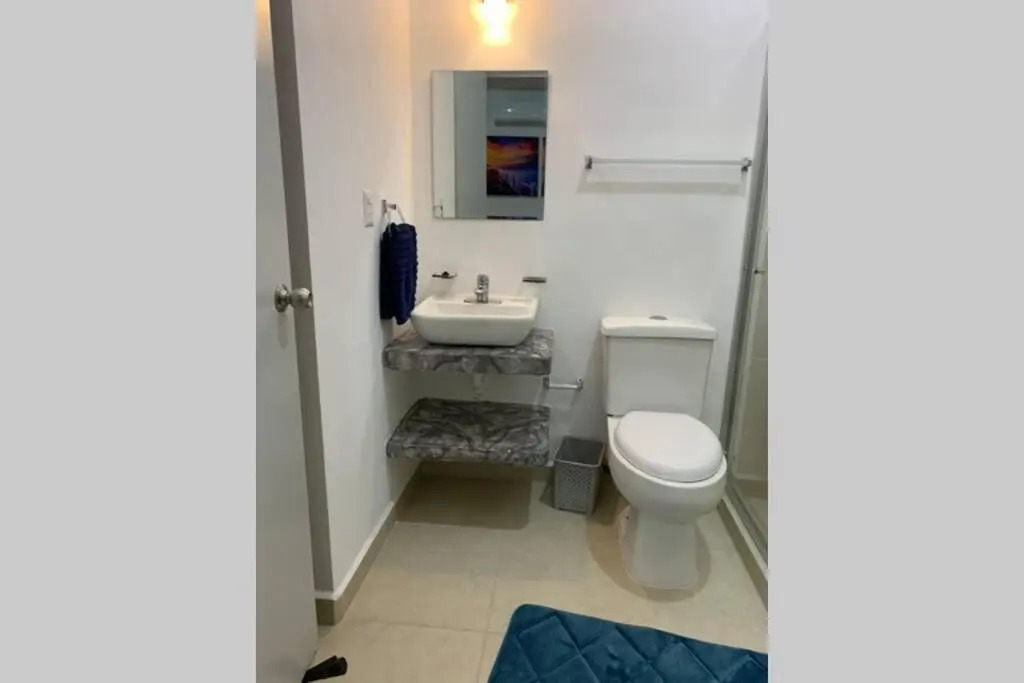 La Casa del Arbol -4bed 3 bath