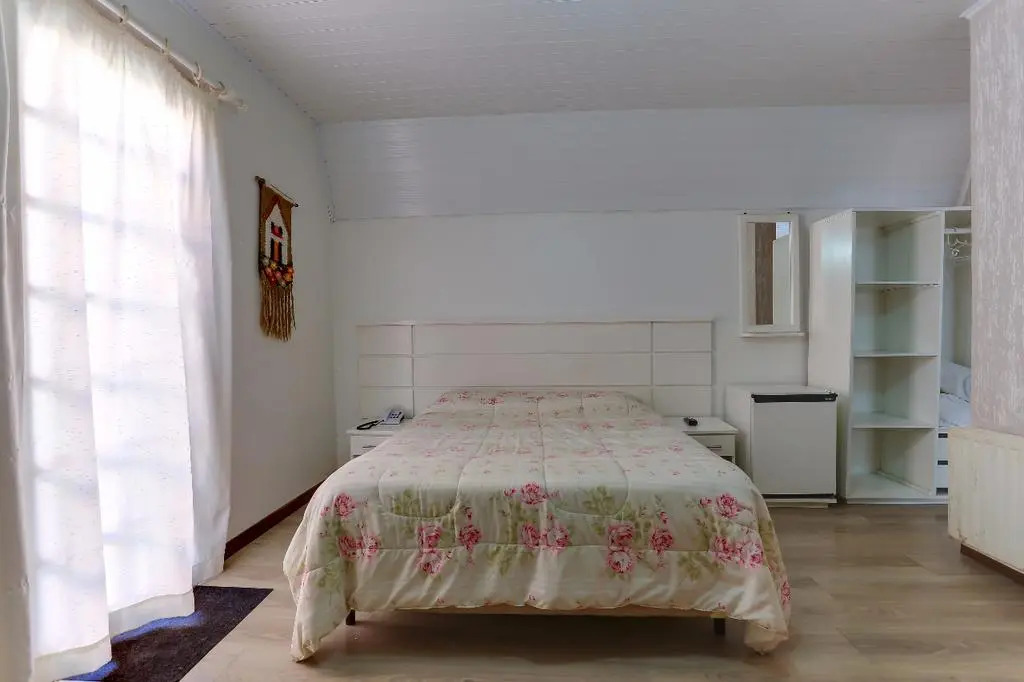 Hotel Cabana Jardim de Flores