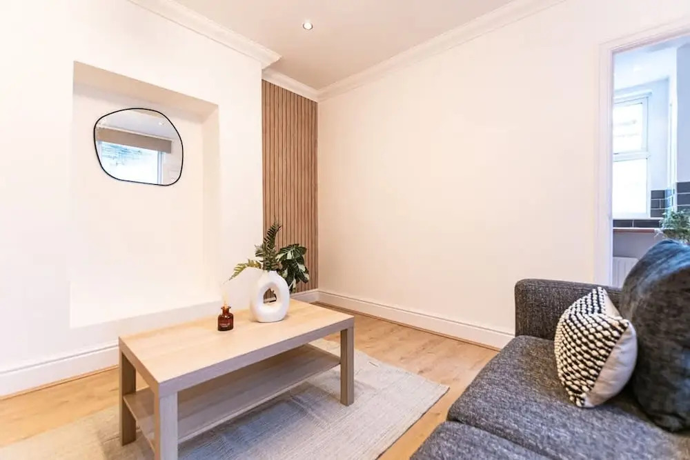 Stylish Flat Ideal for Business Long-term Stays