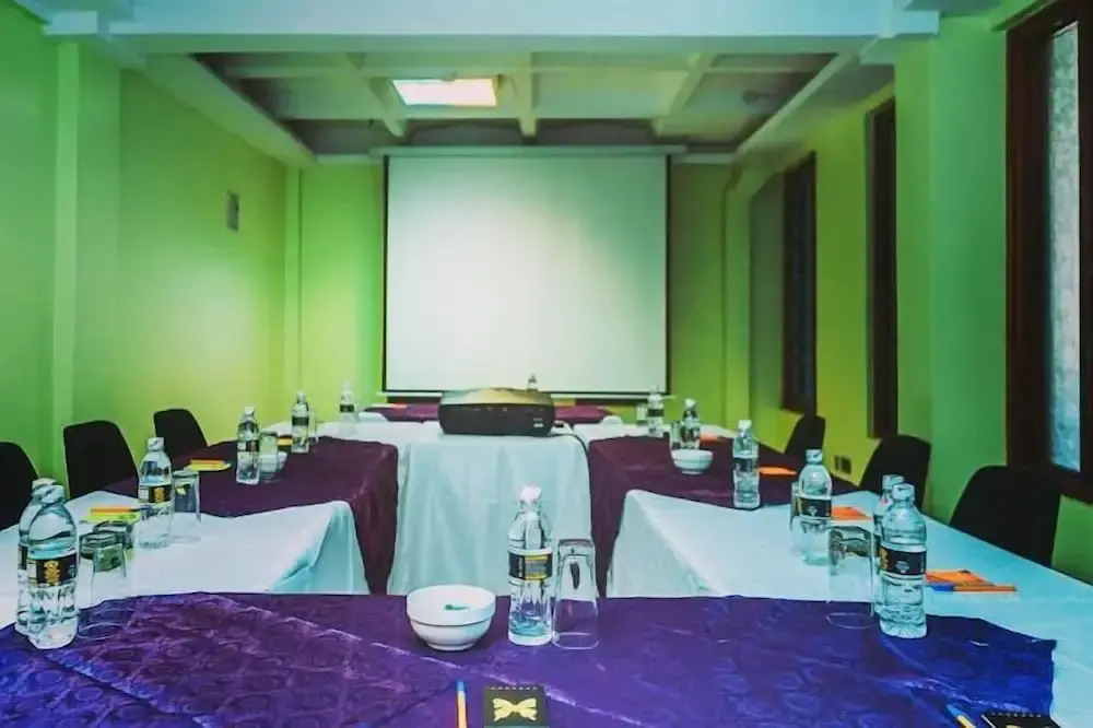 Bedarin Hotel Ruiru