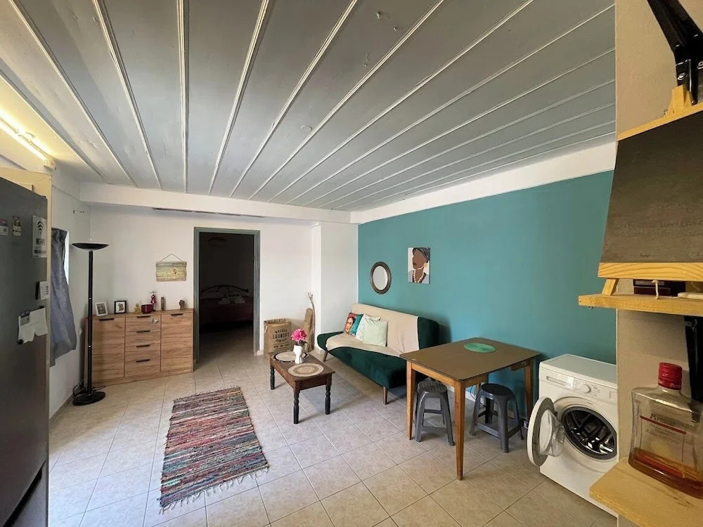 Corfu Island,cozy Apartment Next to Old Corfu Town, to the Port of Corfu