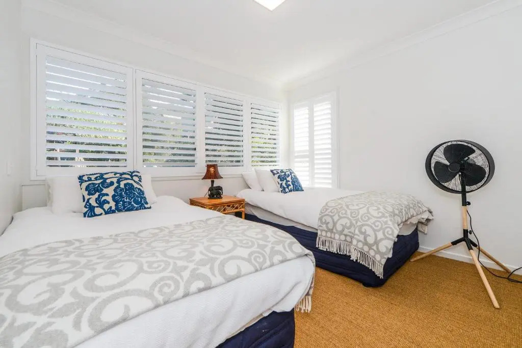 12 Merinda Crescent