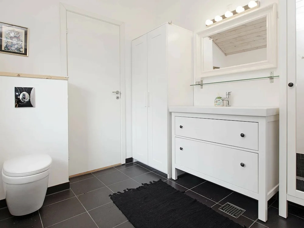 8 person holiday home in Ebeltoft-By Traum