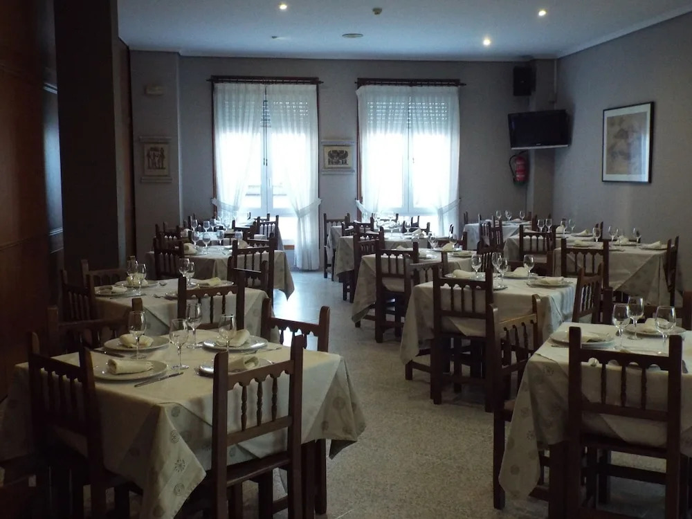 Hotel Ansuiña