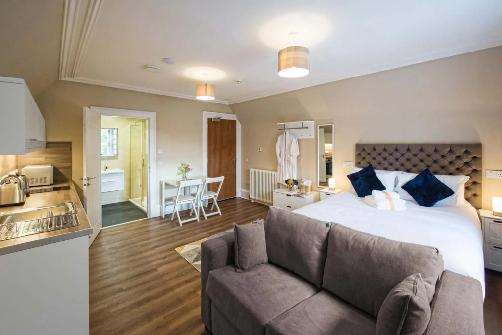 Rosedene Highland House - King Studio Apartment 5