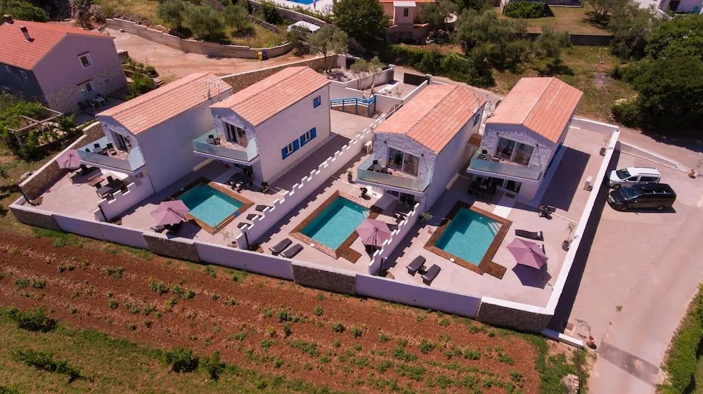 Pax House 2