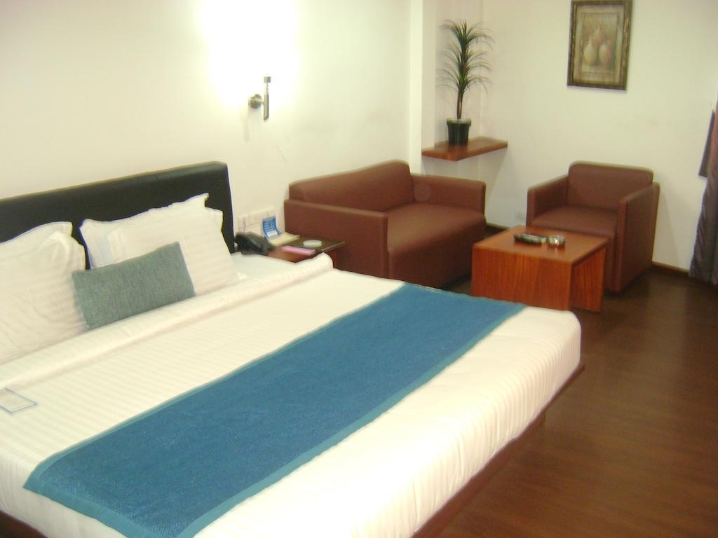 Max residency
