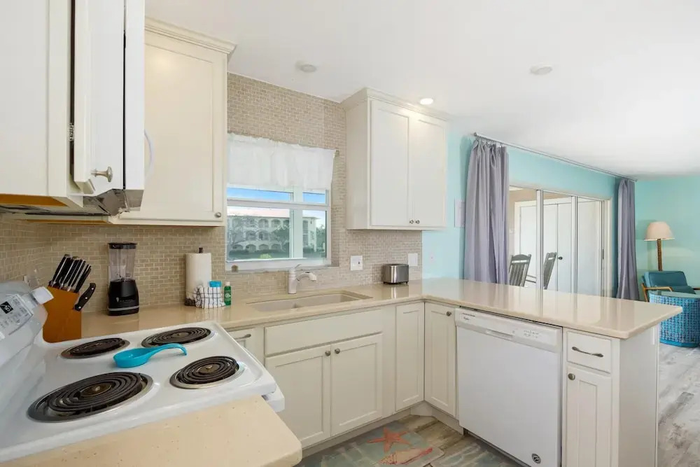 Vallies Villa & Montys Place by Sun Palace Vacations