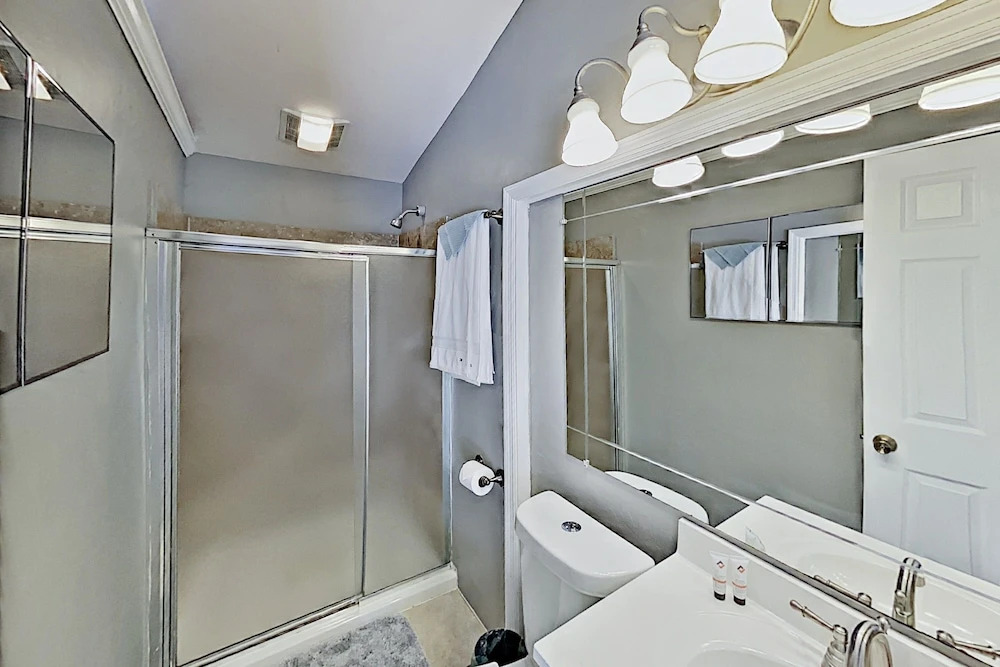 1458viki 7 Bedroom Home
