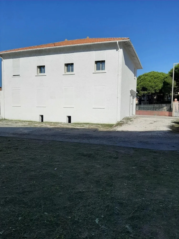 House with 3 Bedrooms in Fréjus, with Wonderful Lake View, Enclosed Garden And Wifi - 500 M From the Beach