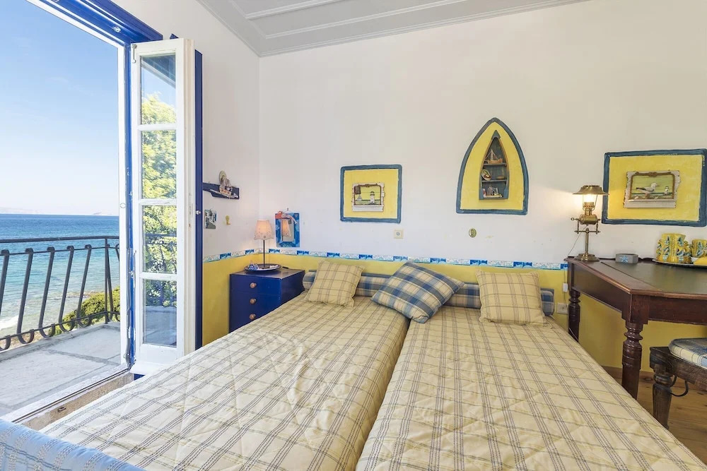 Beachfront Spetses Spectacular Fully Equipped Traditional Villa Families,groups