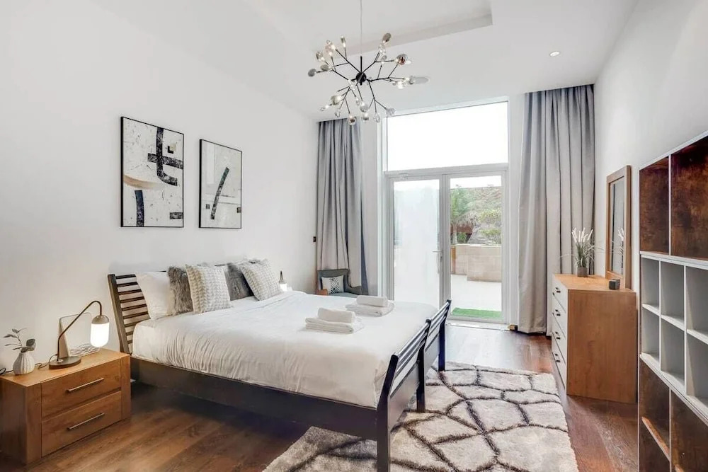 Stunning Apartment w/ Beach Access at The Palm!