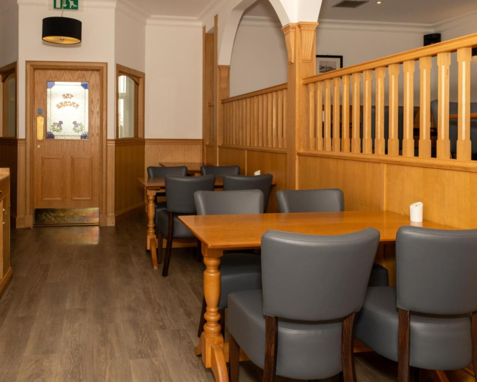 Station Hotel