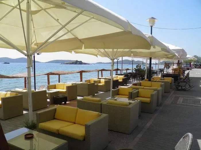 Tsigas Hotel