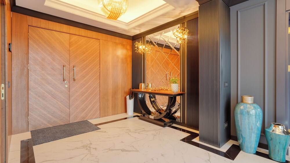 Imperia Luxury Vila