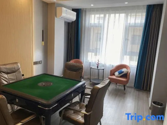 Jiaju Art Hotel (Qujing Railway Station Branch)