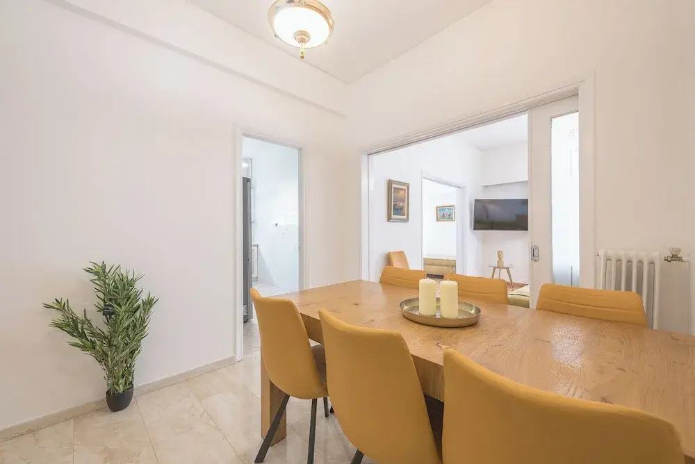 Victoria Majestic Suites Apartments