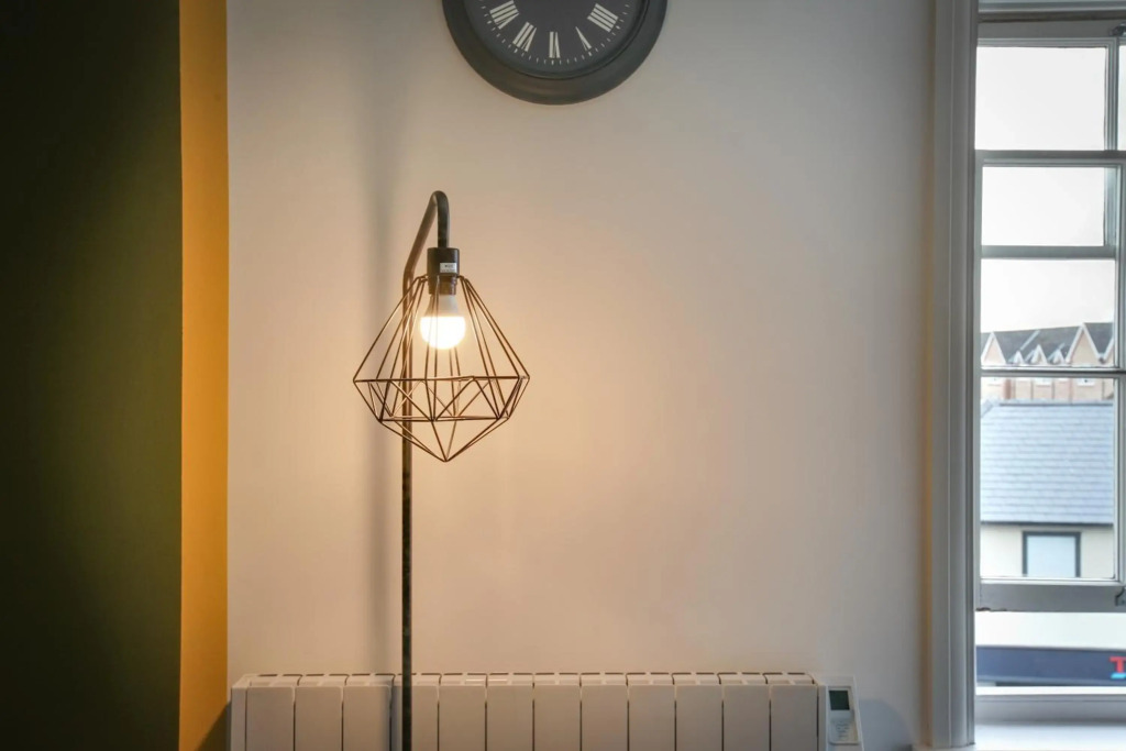 Beautiful Chelmsford Apartment - Free Parking