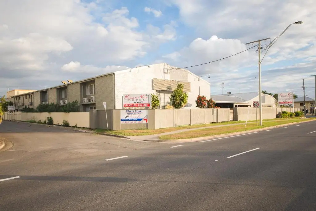 Hampton Villa Motel