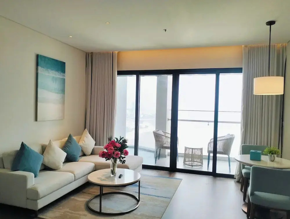 Alacarte Ha Long Bay Residence by Dos Studio