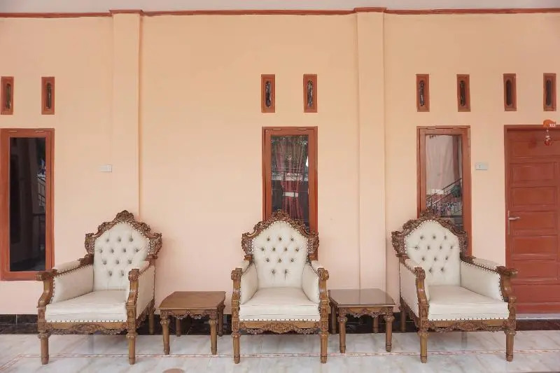 OYO 2635 Ramos Inn