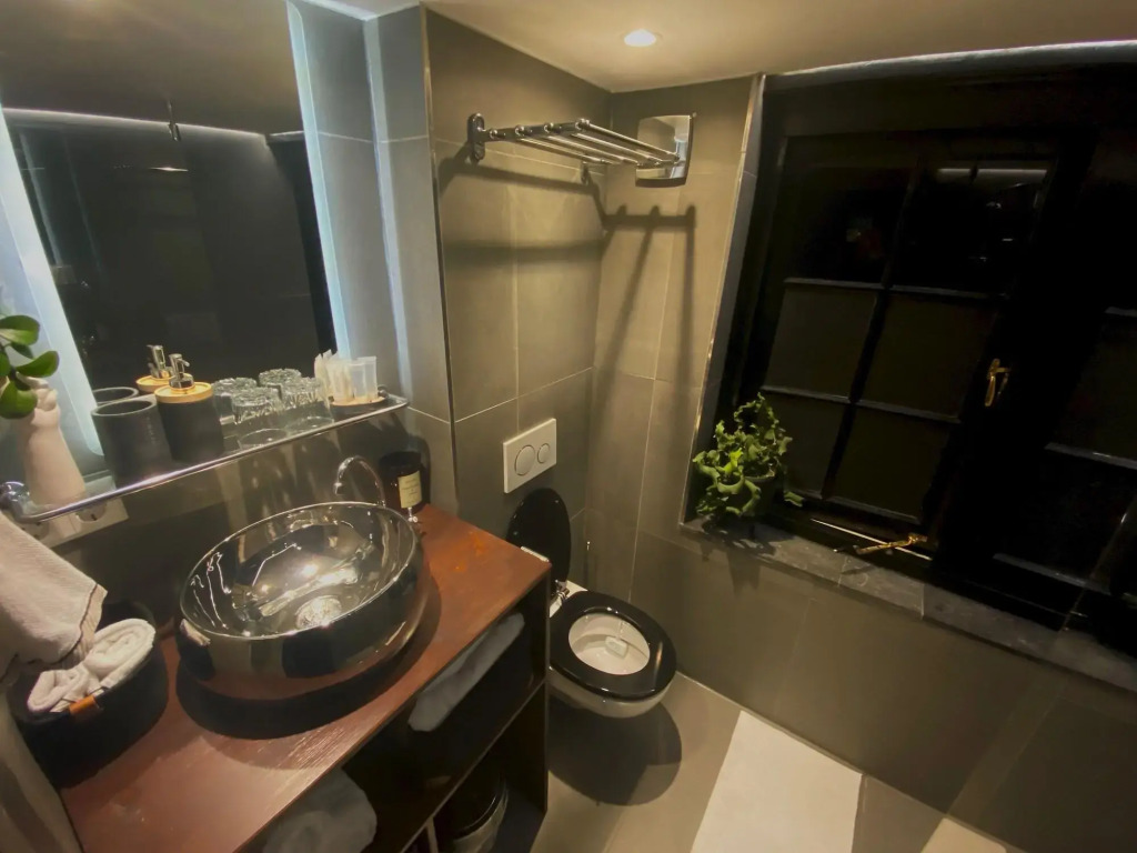 The smallest hotel in Amsterdam