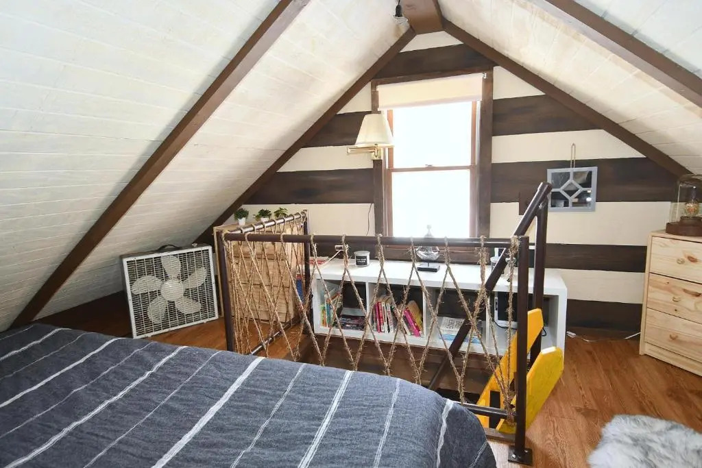 River Walk Cottage - Romantic Escape