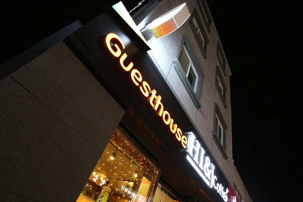 Yeosu Hi and J Guest House