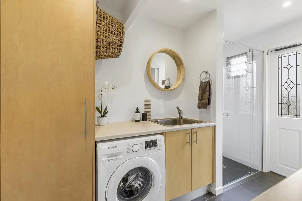 Fun in Ferris Everything you need Pet Friendly 2 Bedroom House with Pool