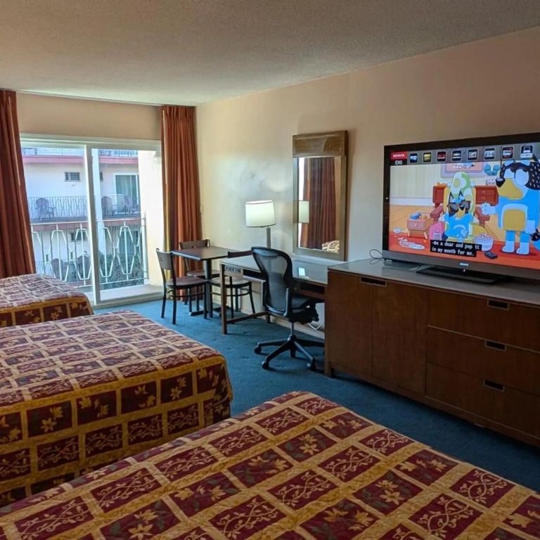 Royal Century Hotel at LAX