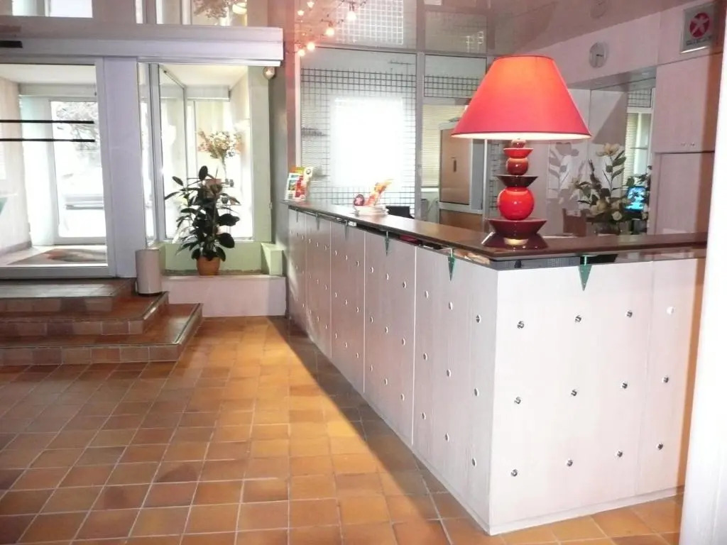Brit Hotel Cahors Centre - Le Valentre