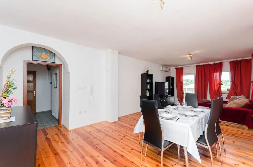 Apartments Cvita