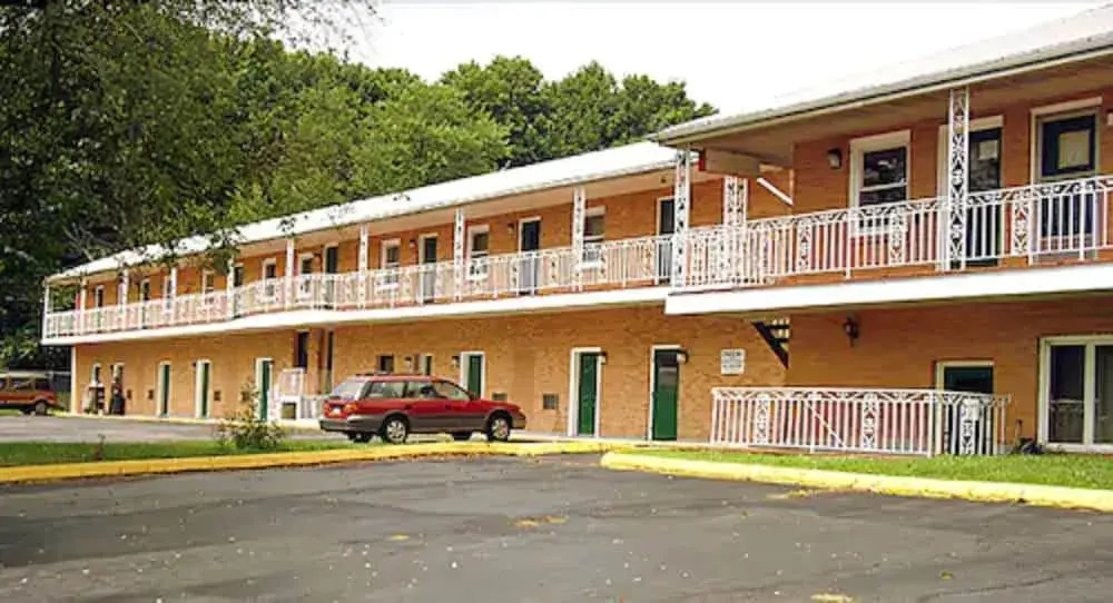 Wesley Inn & Suites