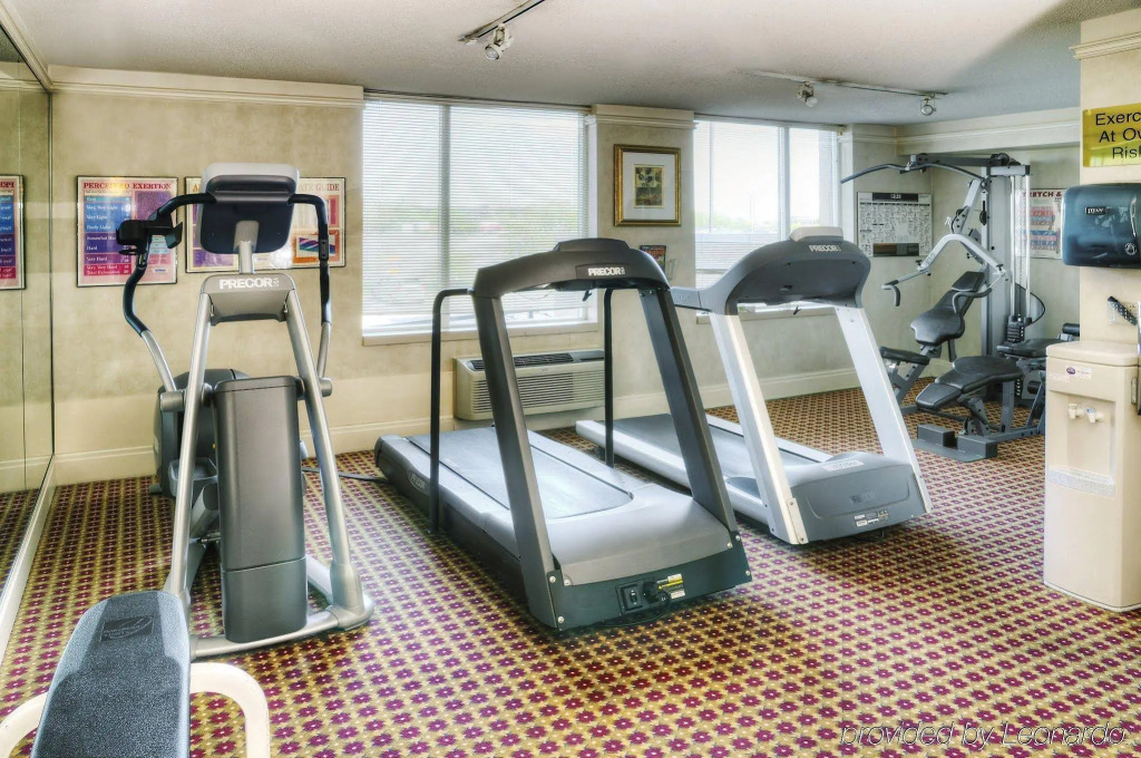 Radisson Suites Hotel Toronto Airport