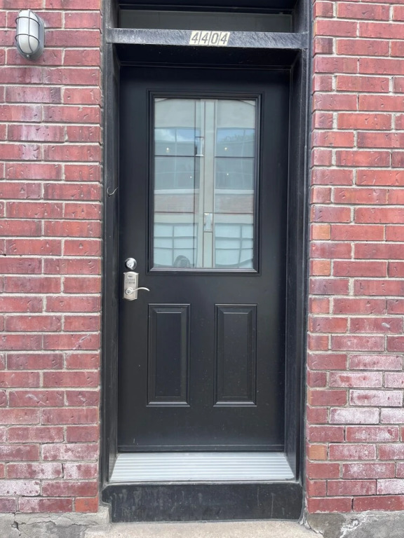 Lovely Condo near Dtown Montreal- 4404