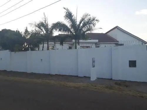 Hatfield Hotel And Suites