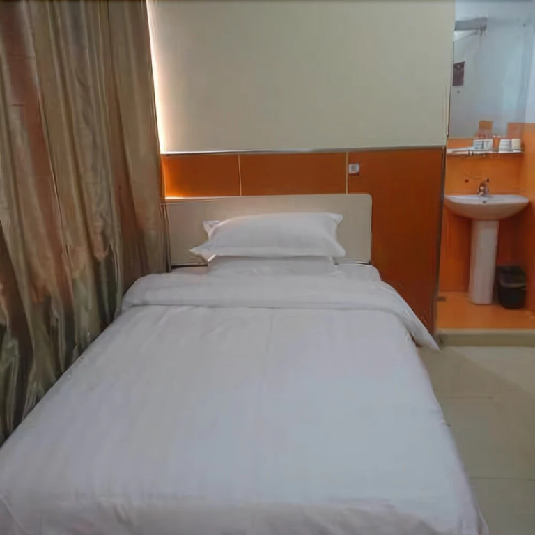 Rongke Business Hotel