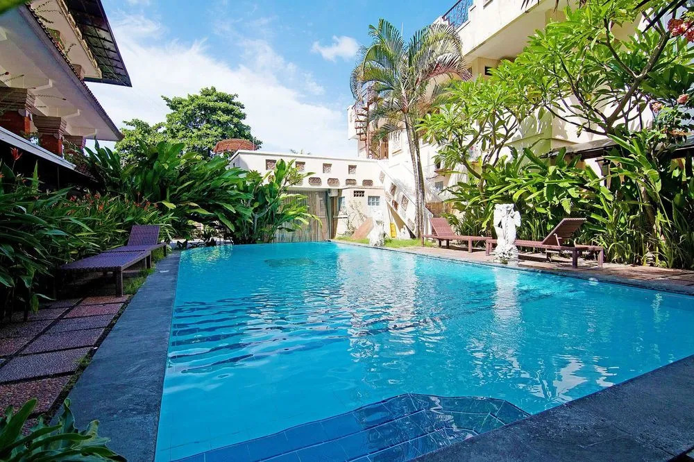 Zen Rooms Paradise Legian Hotel Bali