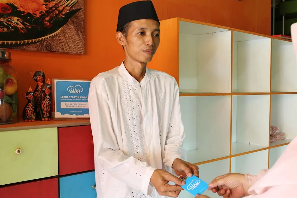 Airy Eco Syariah Tebet Stasiun Cawang Asem Baris Raya 158